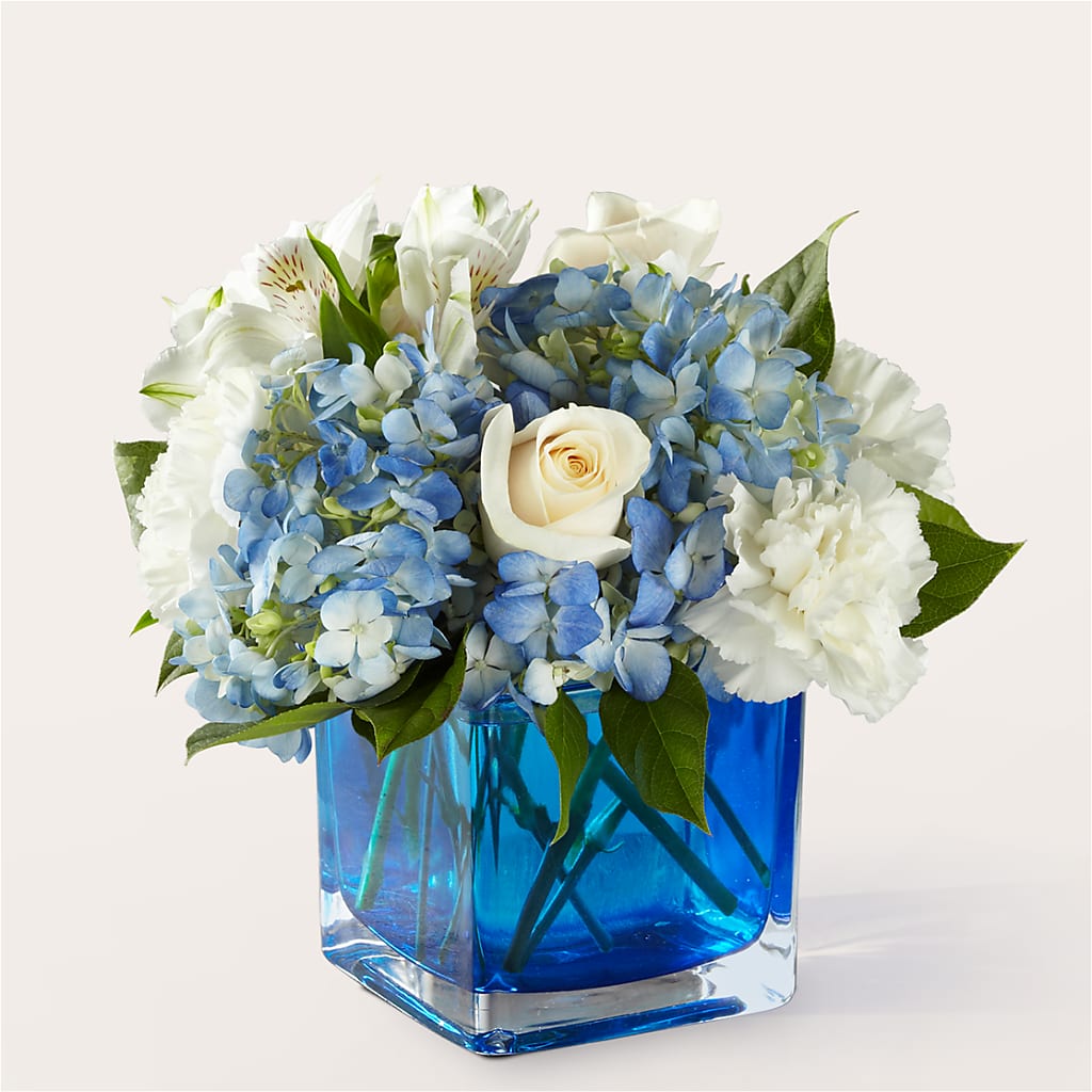 Soothing Waters Bouquet – Mary Blooms Florist, Port Saint Lucie FL