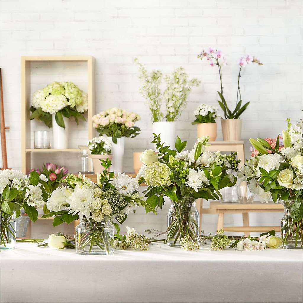 Classic Ivory – A Florist Original – Mary Blooms Florist, Port Saint Lucie FL