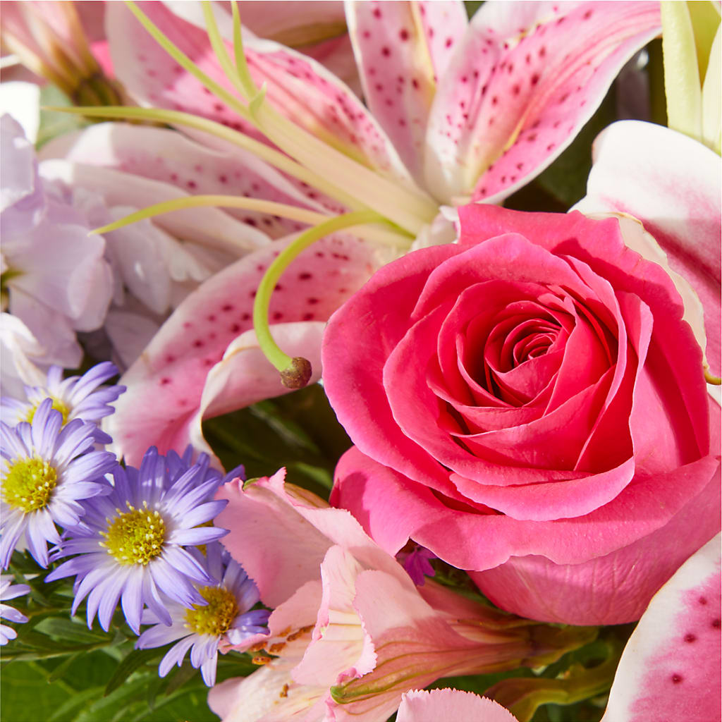 Pressing Petals Bouquet –  Mary Blooms Florist, Port Saint Lucie FL