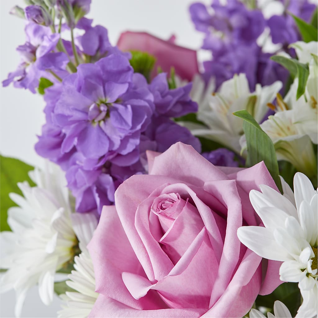 Garden of Peace Bouquet –  Mary Blooms Florist, Port Saint Lucie FL