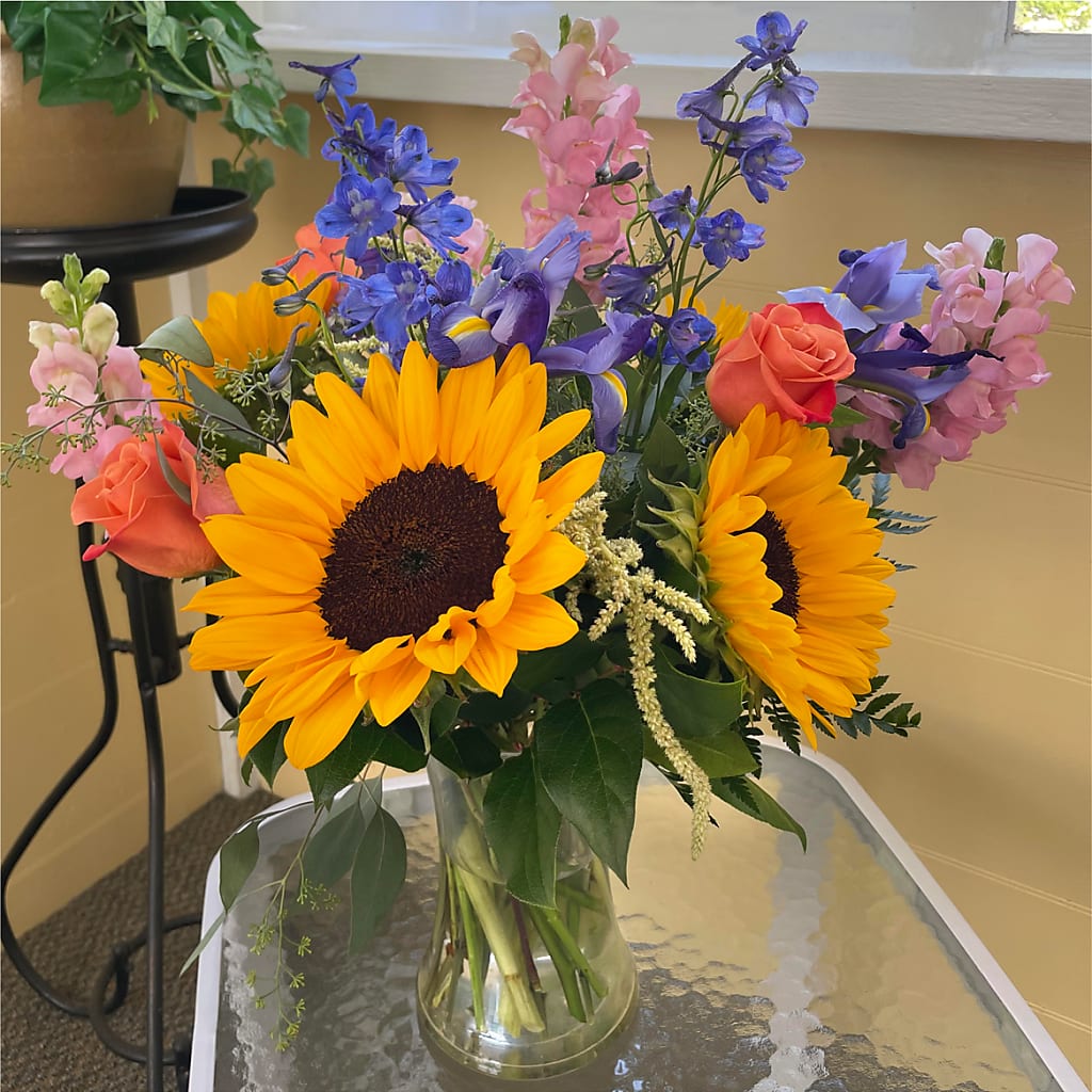Rays of Life Bouquet –  Mary Blooms Florist, Port Saint Lucie FL