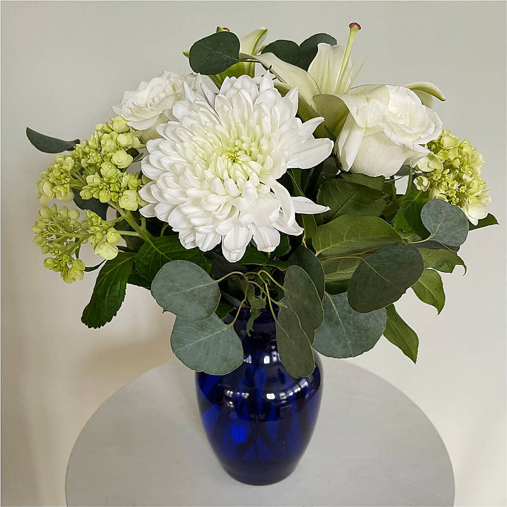 Snowy Dreams Bouquet –  Mary Blooms Florist, Port Saint Lucie FL